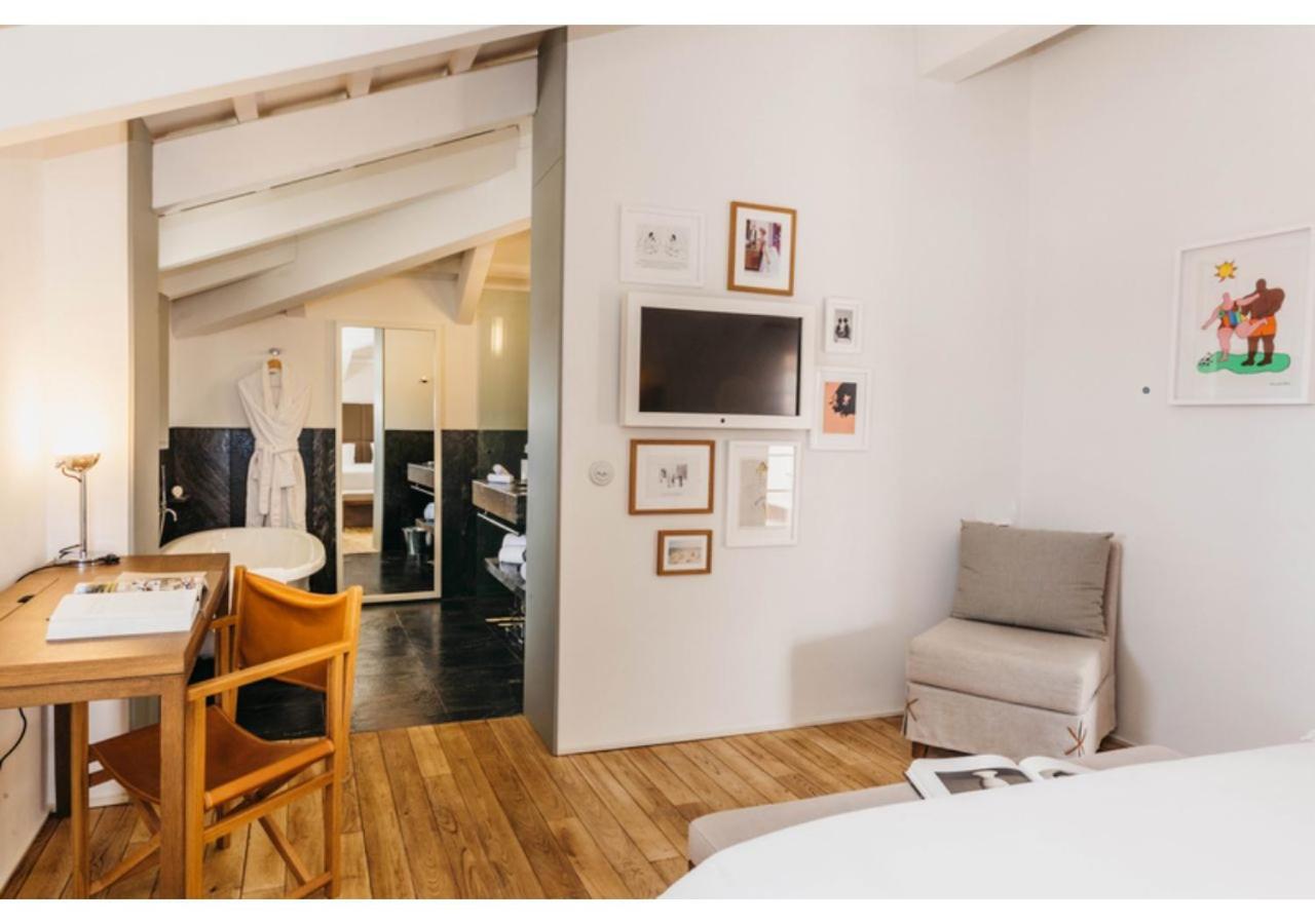 ホテル カン ファウスティーノ シウタデリャ 部屋 写真
